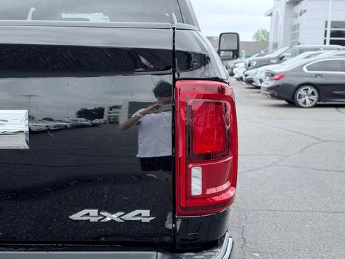 New 2026 RAM 2500 Big Horn AWD/4WD image 7