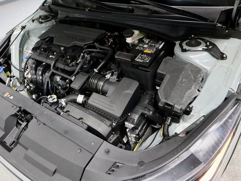 Used 2025 Kia K4 LXS image 17