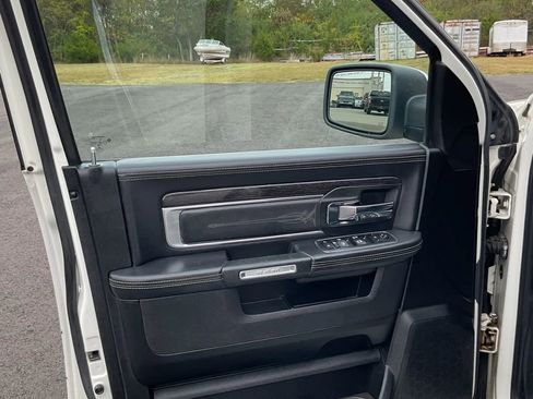 Used 2017 RAM 1500 Limited image 22
