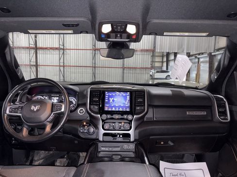 Used 2019 RAM 1500 Big Horn image 16
