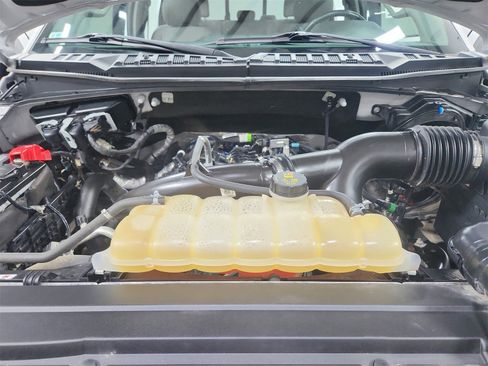 Used 2019 Ford F150 XLT w/ Equipment Group 302A Luxury image 17