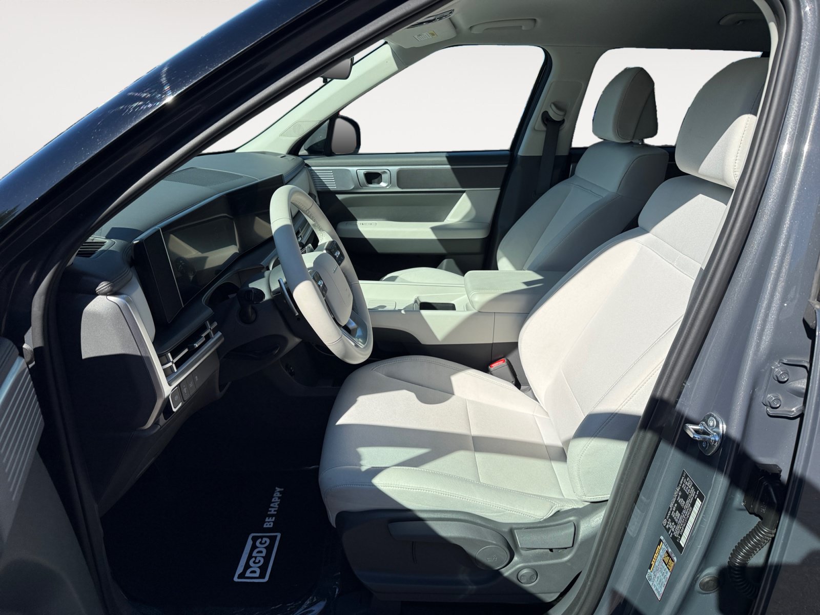 Certified 2026 Hyundai Santa Fe SE FWD image 10