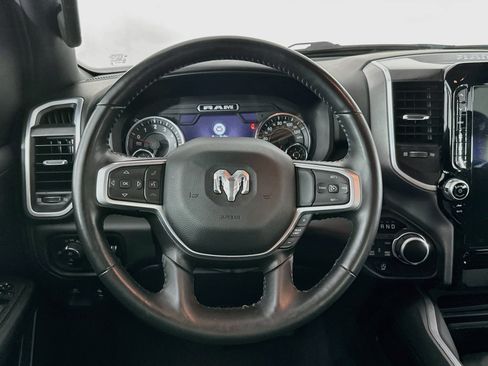 Used 2023 RAM 1500 4x4 Crew Cab image 17