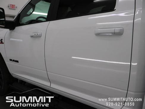 New 2026 RAM 3500 Laramie AWD/4WD image 32