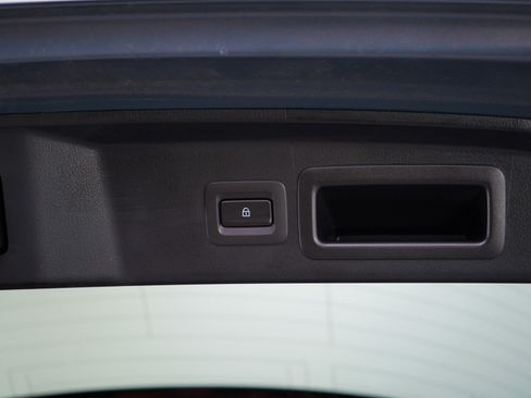 Used 2023 MAZDA CX-30 AWD 2.5 S w/ Preferred Package image 11