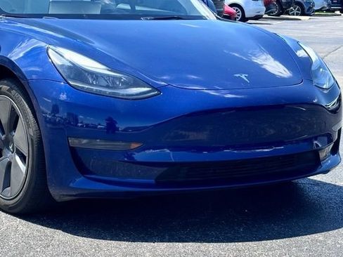 Used 2023 Tesla Model 3 Standard Range RWD image 2