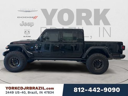Used 2023 Jeep Gladiator Rubicon w/ Trailer Tow Package AWD/4WD image 2
