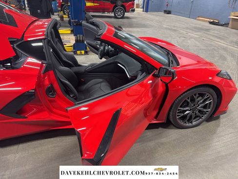 Used 2024 Chevrolet Corvette Stingray Coupe w/ Z51 Performance Package image 51