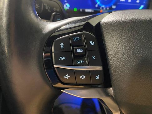 Used 2021 Ford Explorer Platinum w/ Equipment Group 601A AWD/4WD image 23