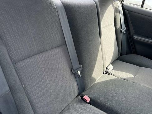 Used 2004 Toyota Corolla image 4