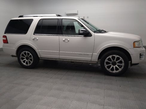 Used 2015 Ford Expedition Platinum RWD image 11