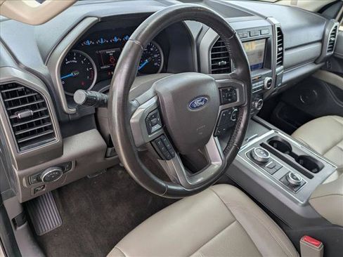 Used 2021 Ford Expedition Max XLT w/ FX4 Off-Road Package AWD/4WD image 10