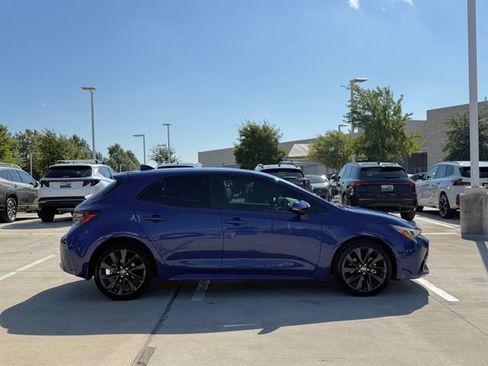 Used 2025 Toyota Corolla XSE FWD image 4