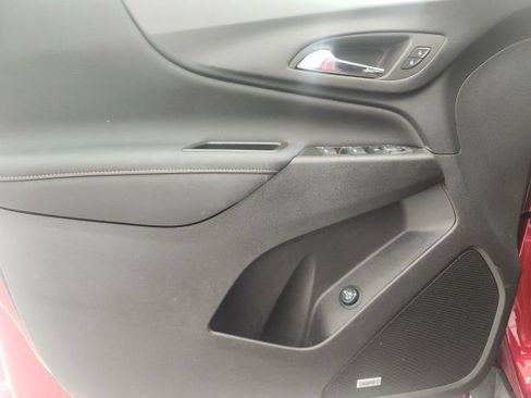 Used 2024 Chevrolet Equinox RS w/ RS Leather Package FWD image 11