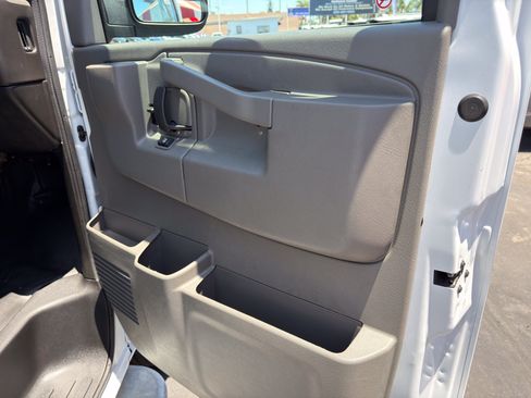 Used 2024 GMC Savana 2500 w/ Driver Convenience Package RWD image 11