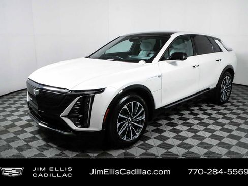 Used 2024 Cadillac Lyriq Sport RWD image 25