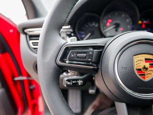 Certified 2026 Porsche Macan S AWD/4WD image 17