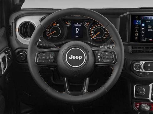 Used 2024 Jeep Wrangler Unlimited AWD/4WD image 8
