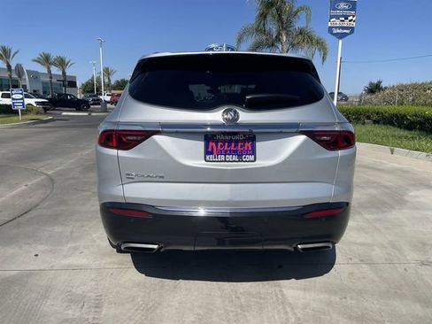 Used 2022 Buick Enclave Premium image 7