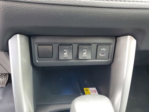 Used 2023 Toyota Corolla Cross AWD Hybrid w/ Convenience Package image 27