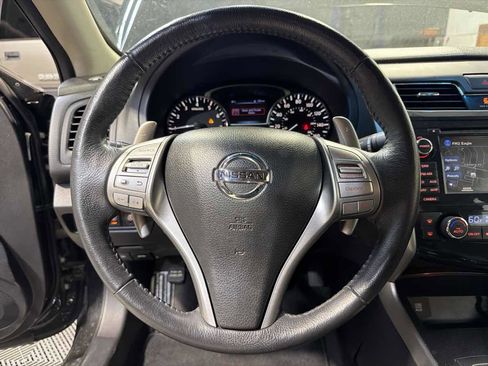 Used 2015 Nissan Altima 3.5 SL image 17
