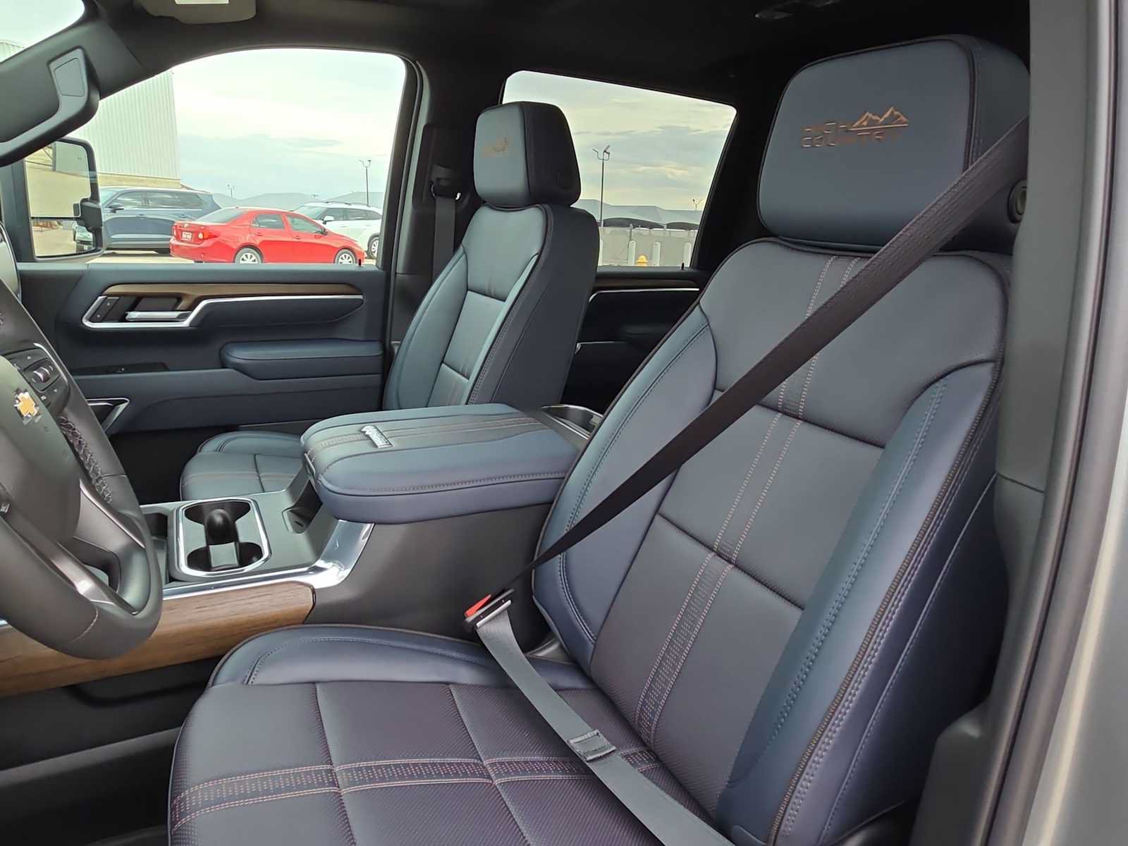New 2026 Chevrolet Silverado 2500 High Country w/ Technology Package AWD/4WD image 15