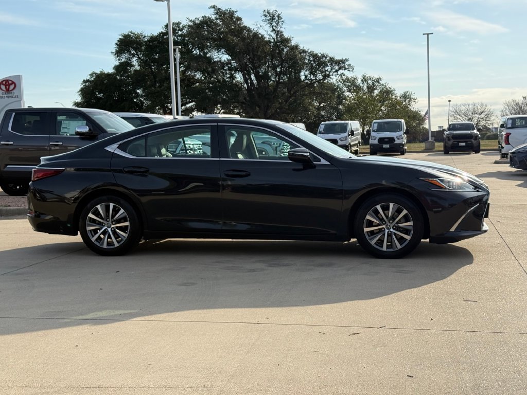 Used 2020 Lexus ES 350 w/ Premium Package FWD image 5