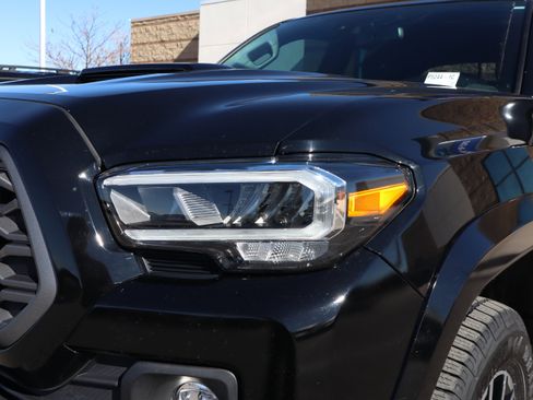 Used 2023 Toyota Tacoma TRD Sport V6 image 14