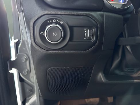 Used 2023 Jeep Wrangler Unlimited Sport AWD/4WD image 17