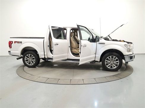 Used 2017 Ford F150 Lariat w/ Equipment Group 502A Luxury image 16