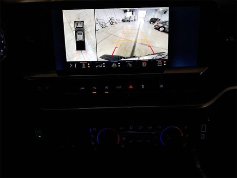 Certified 2025 Chevrolet Silverado 1500 High Country w/ High Country Premium Package image 22