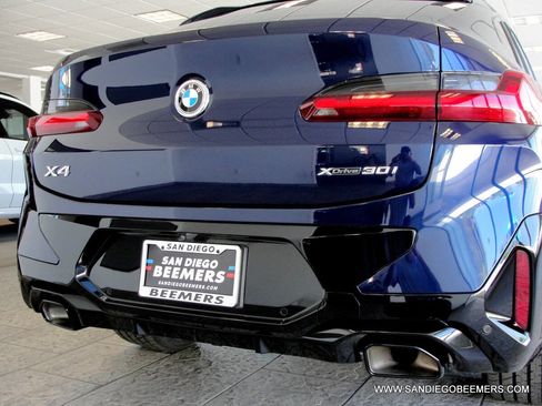 Used 2022 BMW X4 xDrive30i w/ M Sport Package 2 image 62