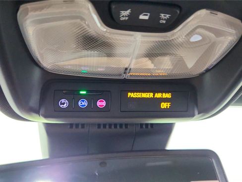 Used 2026 Chevrolet Colorado LT w/ LT Convenience Package AWD/4WD image 43