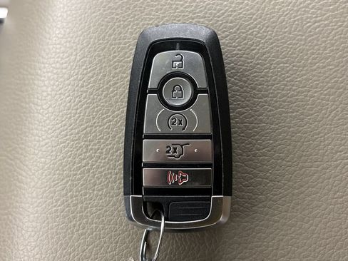 Certified 2018 Ford Expedition Limited w/ Equipment Group 301A RWD image 33
