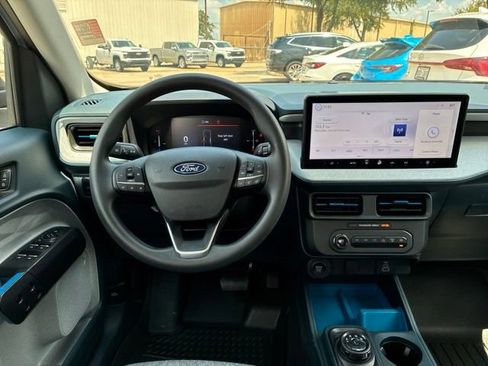 Used 2025 Ford Maverick XLT w/ Equipment Group 302A AWD/4WD image 17