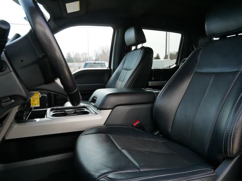 Certified 2022 Ford F350 Lariat w/ Chrome Package AWD/4WD image 6