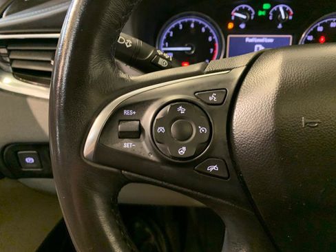 Used 2020 Buick Enclave Premium w/ Sun and Sites Package image 21