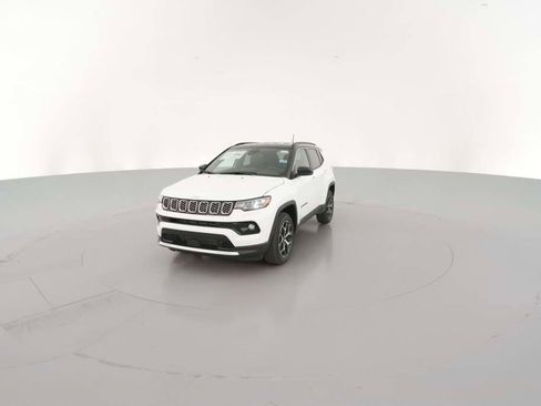 New 2026 Jeep Compass Limited image 3