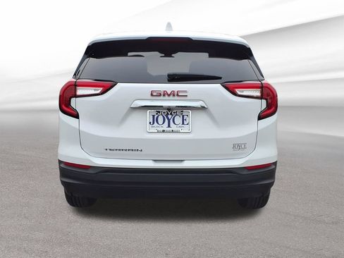 Certified 2024 GMC Terrain SLE FWD image 5