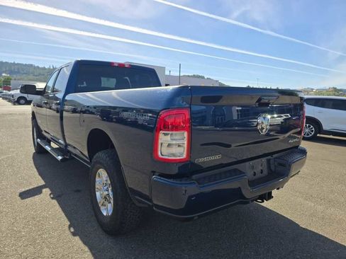 Used 2020 RAM 3500 Big Horn w/ Level 1 Equipment Group AWD/4WD image 2