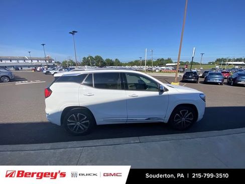 Certified 2020 GMC Terrain Denali w/ Denali Premium Package AWD/4WD image 5