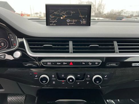 Used 2018 Audi Q7 3.0T Premium Plus w/ Premium Plus Package image 17