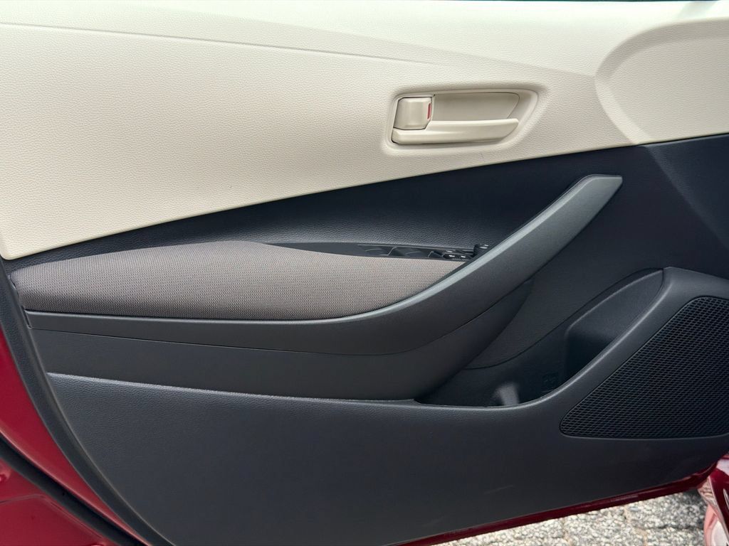 New 2027 Toyota Corolla LE FWD image 16