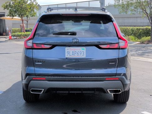 Used 2024 Honda CR-V Sport Touring image 9