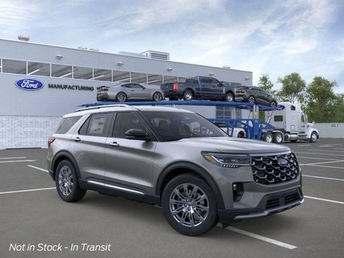 New 2026 Ford Explorer Platinum RWD image 7