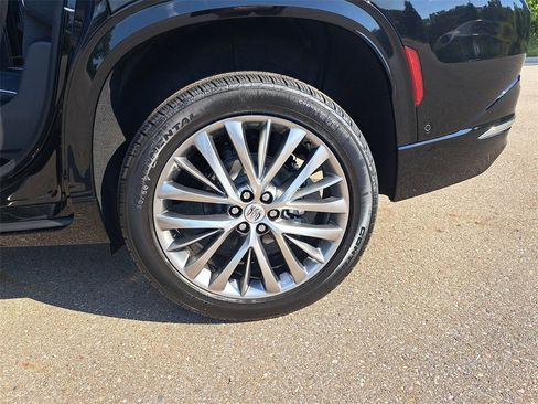 New 2026 Buick Enclave Avenir w/ Super Cruise Package image 37