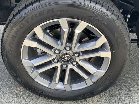 Certified 2025 Toyota 4Runner Limited image 37