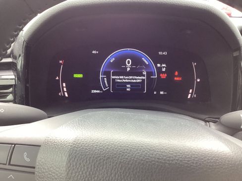 Used 2025 Toyota Camry LE image 16