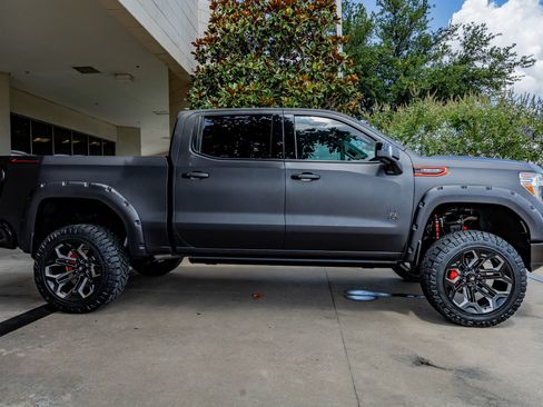Used 2021 GMC Sierra 1500 SLT AWD/4WD image 9