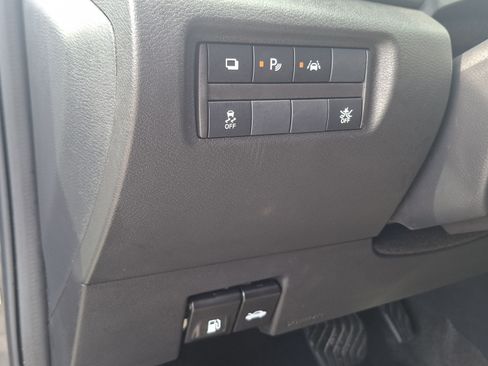 Certified 2025 Nissan Versa S w/ S Plus Package FWD image 10